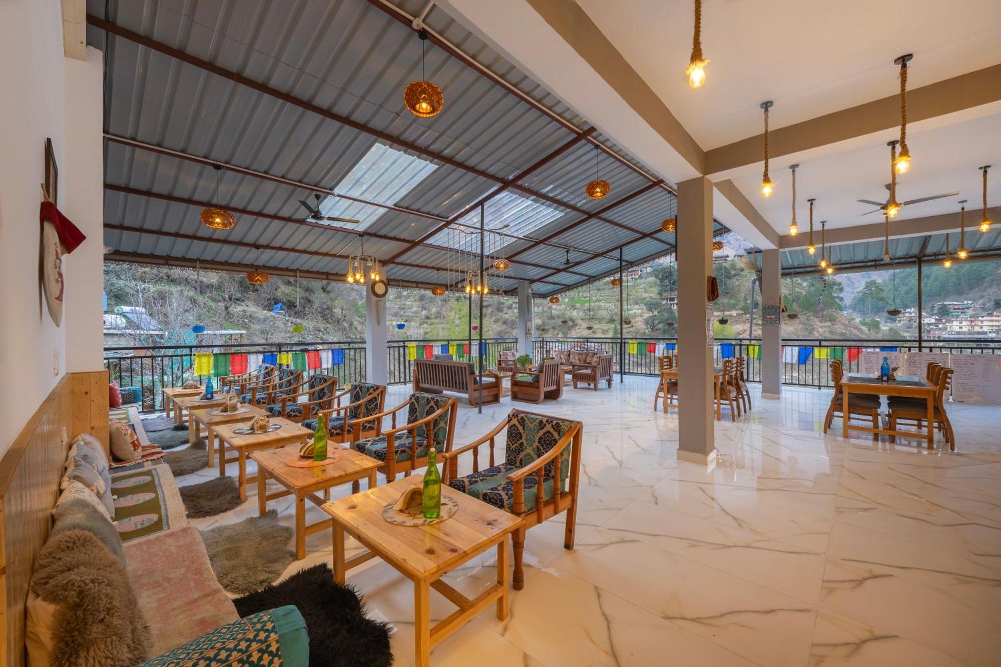 Sharda Resort-Tirthan Valley Banjār Exterior foto