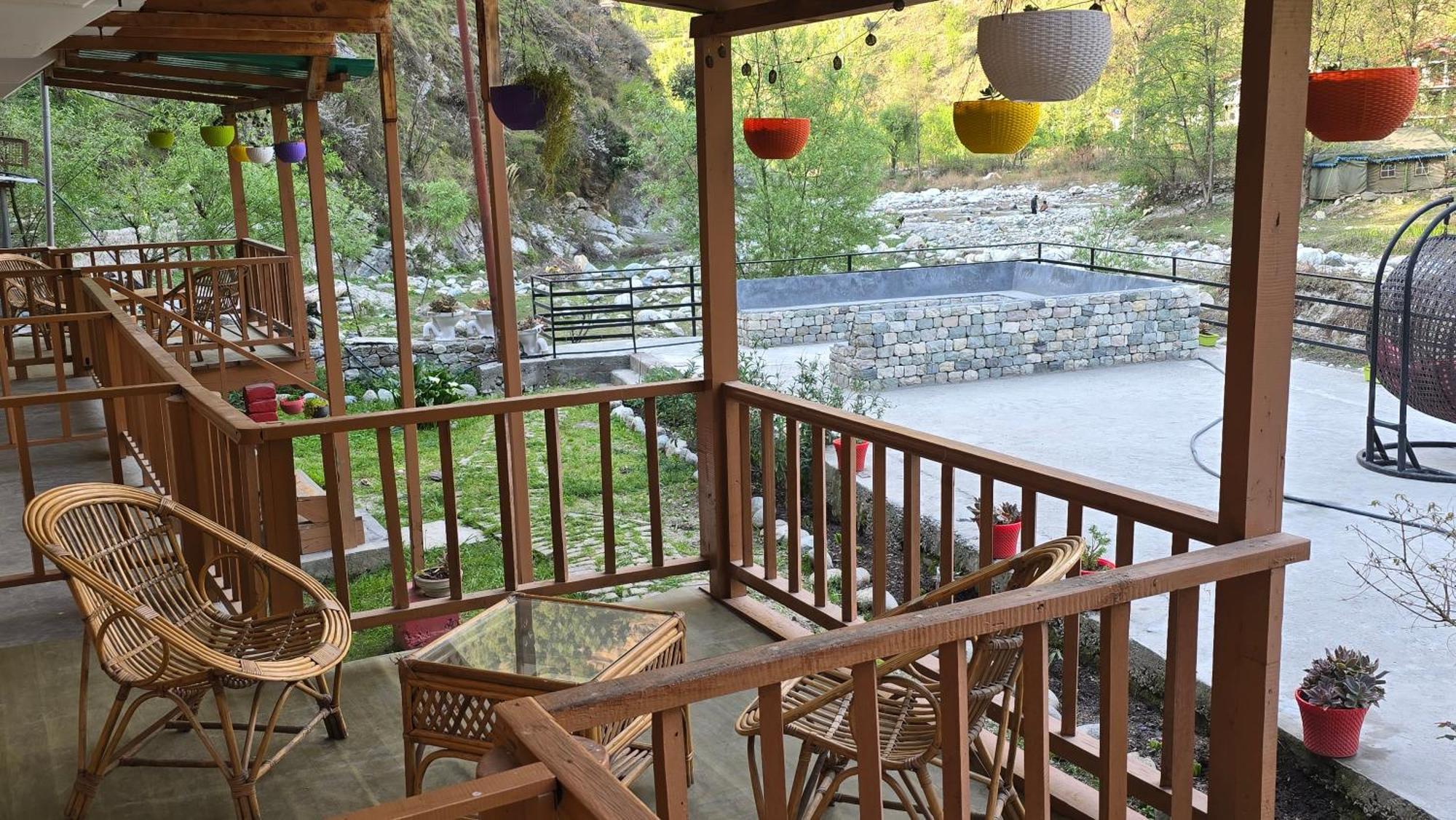 Sharda Resort-Tirthan Valley Banjār Exterior foto